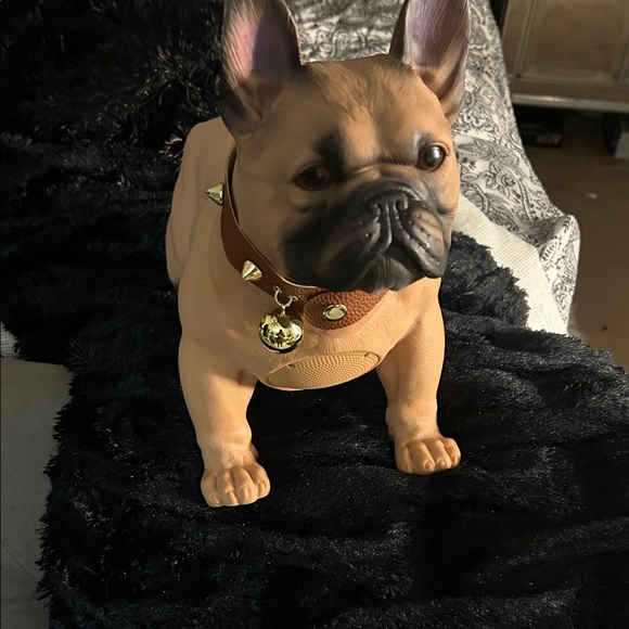 Other - Brown Bulldog Dog Figurine with Collar blue tooth speaker